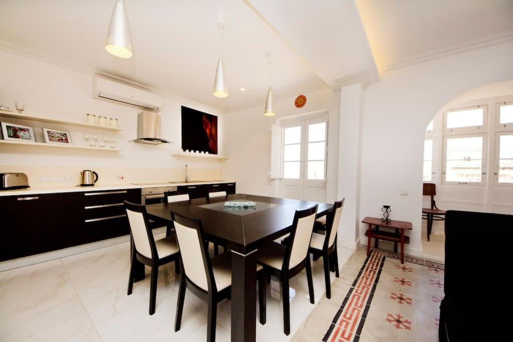 Ag3 - Large, Bright And Stylish Appartement Valletta Buitenkant foto