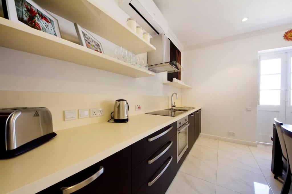 Ag3 - Large, Bright And Stylish Appartement Valletta Buitenkant foto