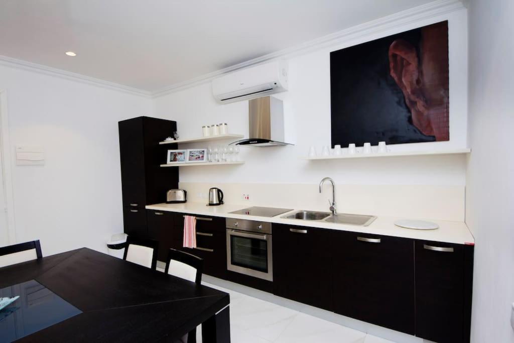 Ag3 - Large, Bright And Stylish Appartement Valletta Buitenkant foto